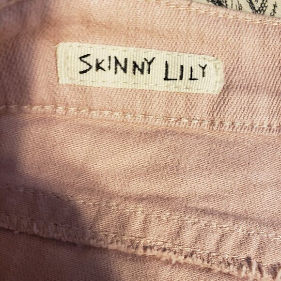 Hot Kiss Skinny Lily Jeans size 11 NWT - Picture 10 of 11